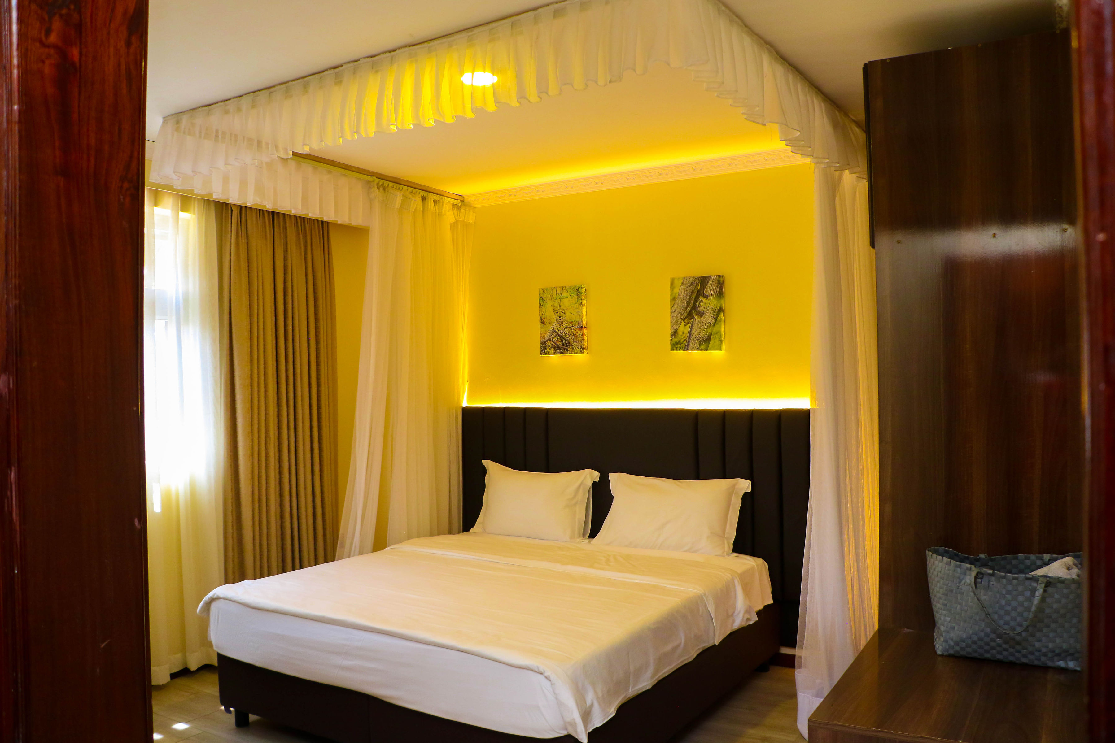 2-Bedroom Apartment